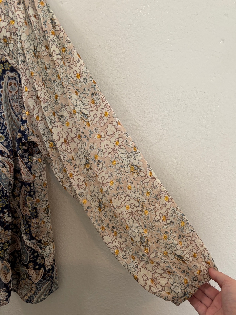 Torrid Mixed Print Long Sleeve Paisley Blouse Size 1 Boho Floral - Picture 4 of 8